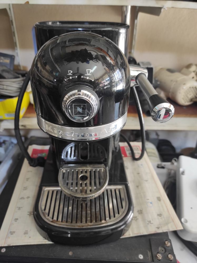 Nespresso Kahve Makinesi
